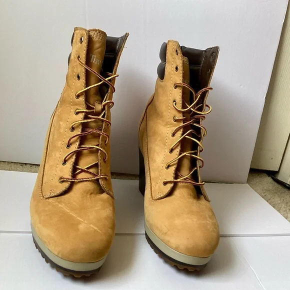 Timberland wedge heel ankle boots. Size 11 - Picture 3 of 5